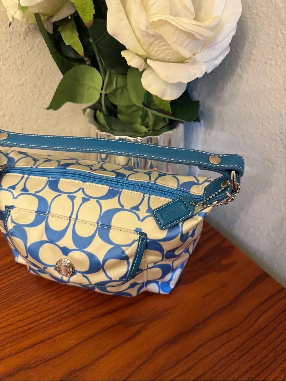 Coach shoulder bag